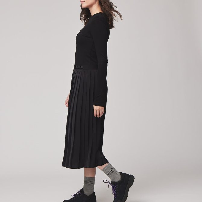 Tech Slk Pleated Midi Skirt